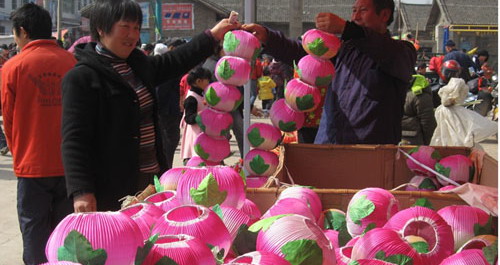 小小蓮花燈 致富顯神通