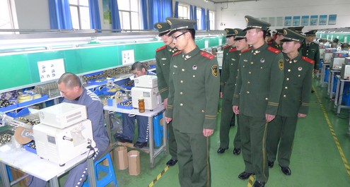 武警商洛支隊舉行“退伍老兵教育警示活動”