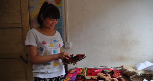 商洛：自強(qiáng)女孩de 坎坷求學(xué)路