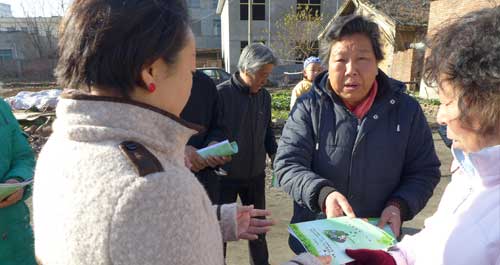 老年心腦血管健康培訓活動在氮肥廠院內舉行