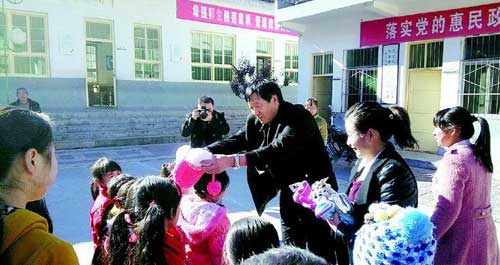 商丹工業園區為孩子們送來了愛心