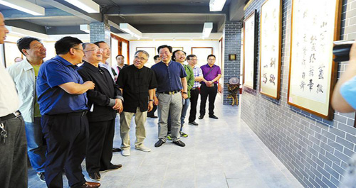 “喜迎十九大·為人民抒寫”文化送基層書畫展舉行