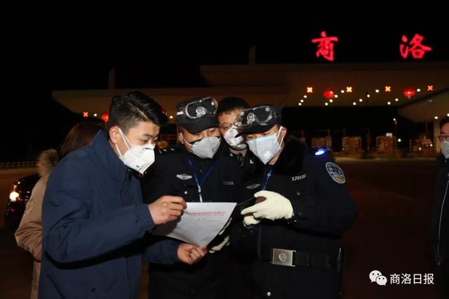 堅守“疫”線，他是排頭兵也是記錄者