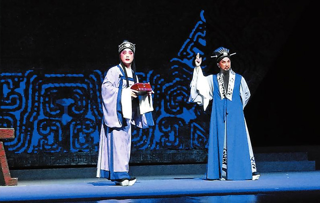 “2021年‘廉政文化三秦行’走進(jìn)商洛”成功首演