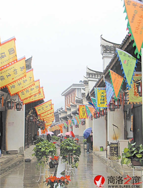 具有明清徽派建筑風格的云鎮老街