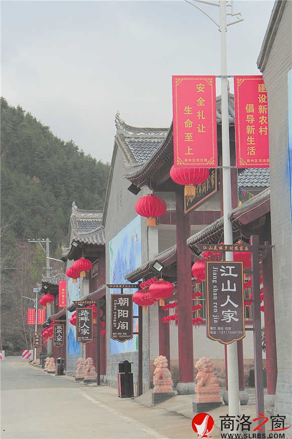 由多種景致裝點(diǎn)的農(nóng)家樂(lè)集群