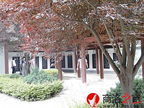 商山四皓墓園內的碑林園