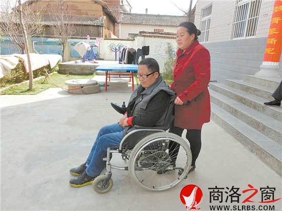 患難夫妻演繹人間真情